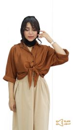شومیز گره ای قهوه ای نگین